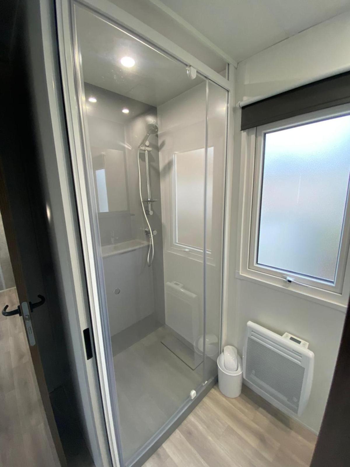 Mobil Home Familial Neuf De 2024 Pour 8 Personnes Вальрас-Пляж Экстерьер фото